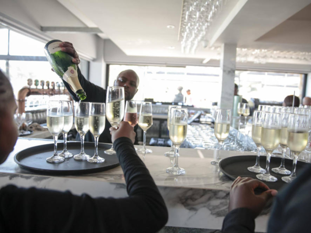 corporate photographer cape town, cape point vineyards